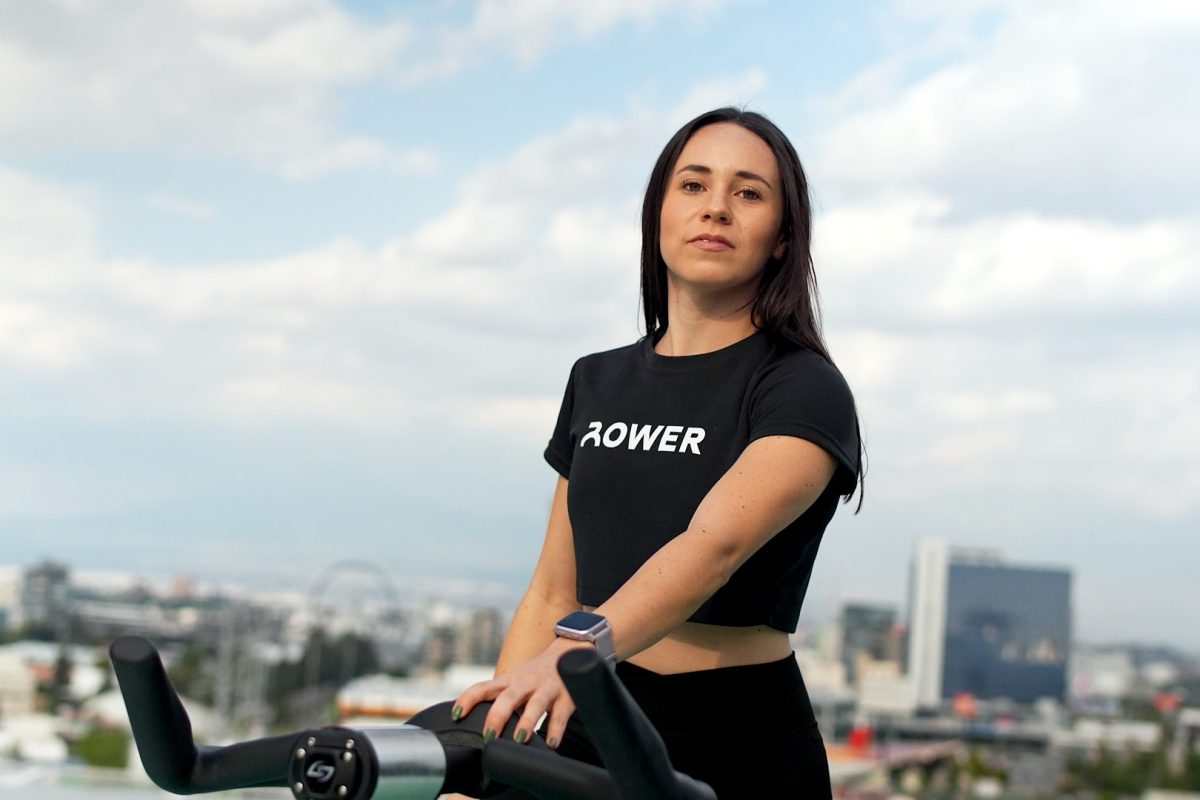 The Clap.00_01_23_13.Imagen fija010